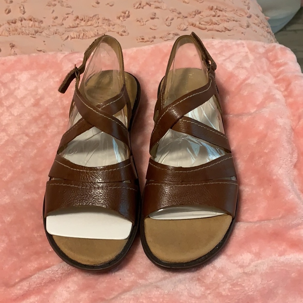 Naturalizer Valentina sandal